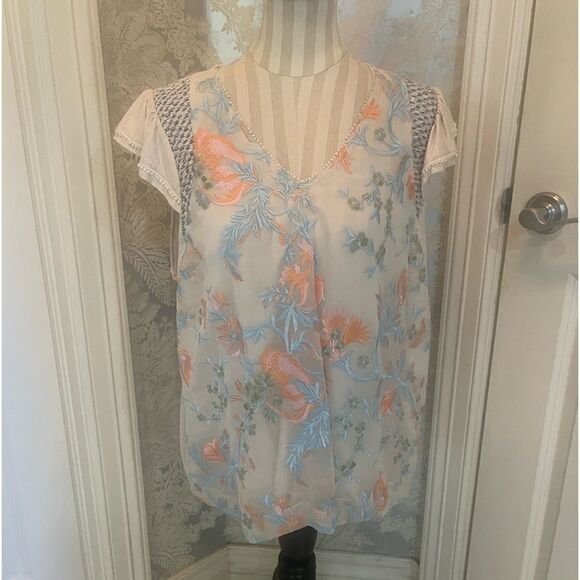 ANTHROPOLOGIE MIXED Fabrics Top! - Picture 1 of 16